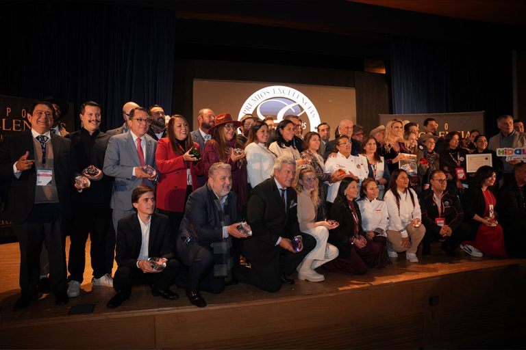 Foto grupal del evento Premios Excelencias Gourmet